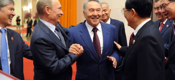 نقدی بر فرضیه بحران جانشینی در آسیای مرکزی