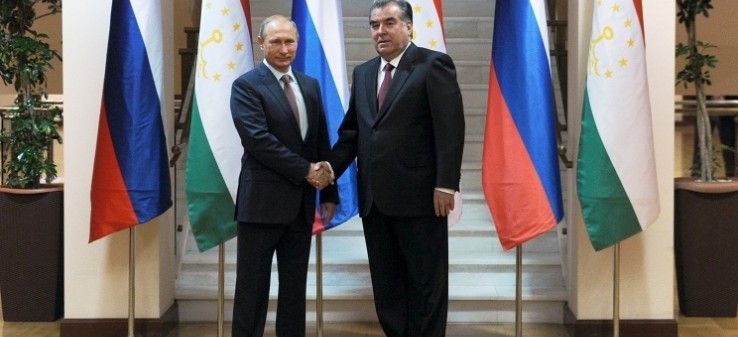 بررسی توافقات احتمالی در جریان سفر پوتین به تاجیکستان