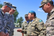 نقدی بر رابطه نظامی قزاقستان و آمریکا