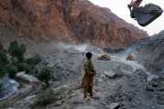 بررسی نقش منابع معدنی در تغذیه جنگ افغانستان