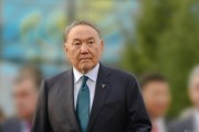 سناریوهای انتقال قدرت در بزرگترین کشور آسیای مرکزی