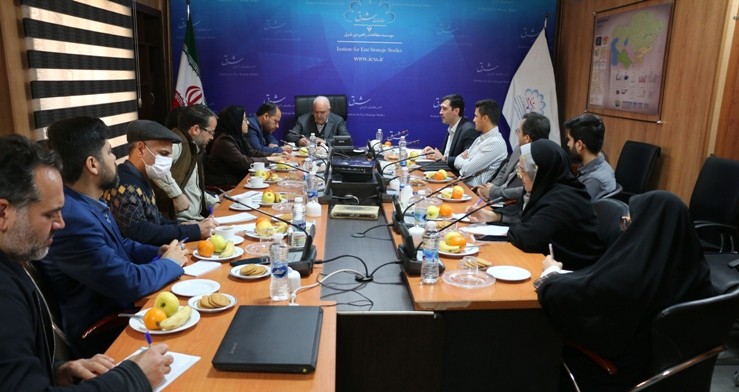 میزگرد "بررسی ظرفیت‌های اقتصادی کشورهای آسیای مرکزی"